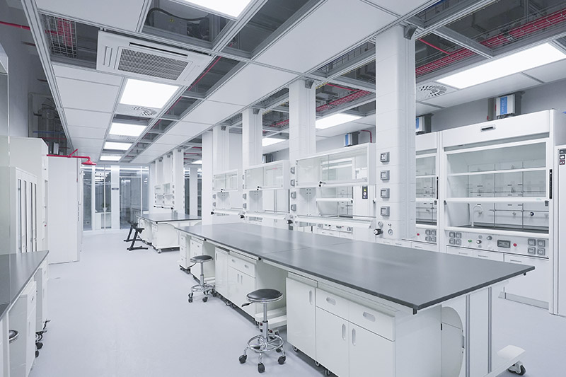 东方实验室革新：安全与科技的现代融合